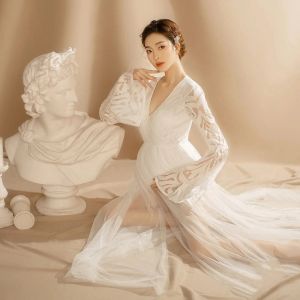 Kleider 2022 Feenhaftes Spitzenkleid in reinem Weiß für schwangere Frauen, Umstandskleider für Fotoshooting, Fotografie-Kleid für Frauen, Babyparty
