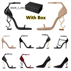 Xv02 2024 High Heels Women Dress Shoes Designer Patent Läder Luxury Gold Tone Triple Black Red Womens Fashion Sandals Wedding Office Saint Laurents YSL SL