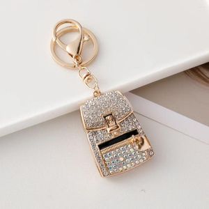 Nyckelringar Glänsande väska täckt av strass Keychain Söt ryggsäck Charm Pendant Key Ring Women Keyring Wholesale