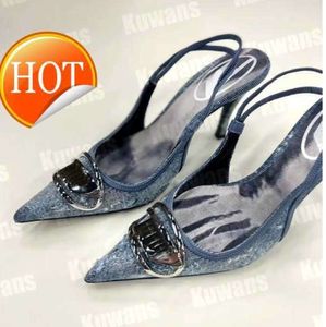 D-Vênus SB Denim Saltos Slingback Mulheres Sandálias Bombas D Kittie Canvas D Venus Beach Verão Designer de Luxo Alto Salto Festa Sexy Casamento Couro 1DD34