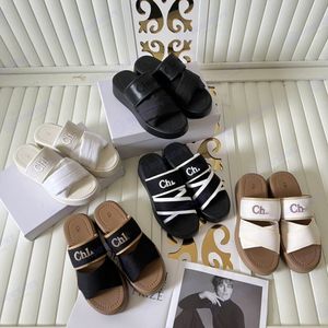 Luxurys Designer Woody Canva Slipper Sandal Womens Slideフラットヒール詰まり最高品質の靴サンダースリッパサマースライダーハウスレディーマル