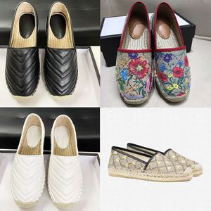 Lyxdesigner Espadrilles kvinnor glider på sko sommarfjäderplattform med brevspänne loafer flickor äkta läder mjuk sula canvas casual skor med lådpåse nr36