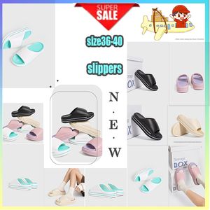 Designer Casual Platform High Rise Thick Soled PVC Slippers Man Woman Light Weight Fashion French Style Läder Rummi mjuka sulor Sandaler Flat Summer