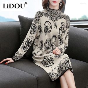 Casual Dresses 2024 Winter Stand Collar Long Sleeve Vintage Elegant Printing Midi Dress Women Loose Comfortable Thick All-match Robe