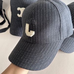 Beyzbol Kapağı Tasarımcı Şapka Caps Luxe Unisex Katı Geometrik Baskı Takılmış Çiftlik Tuval Men Dust Bag Snapback Moda Güneş Işığı Hat002