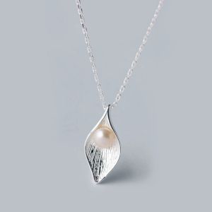 Halsband MloveAcc Märke 925 Sterling Silver Leaf Form Unique Design Pearl Necklace Bohemian Style Jewelry for Women Retro Style