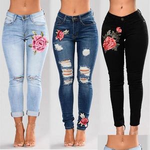 Damen Jeans Stretch bestickte Jeans für Frau elastische Blume weibliche dünne Denim-Hosen Loch zerrissene Rose Muster Pantalon Drop Deliv Dhnl2