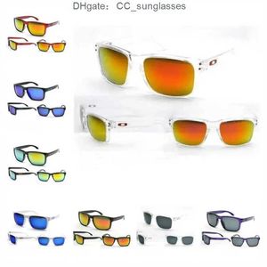 China Factory Tanie klasyczne okulary sportowe Niestandardowe mężczyźni Square Sun Sunglasses Oak Sunglasses CW7F