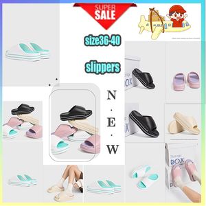 المصمم منصة غير رسمية عالية ارتفاع سميك سنيك PVC Slippers رجل امرأة خفيفة الوزن الأزياء الفرنسية على الطراز الجلود المطاط ناعم باطن النعال الشاطئ