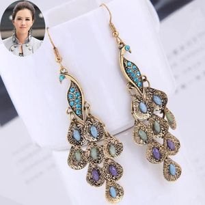 Kolczyki Dangle Kymyad Koreańska modna moda krystaliczna biżuteria pawowa spadek dla kobiet bijoux femme motyl łańcuchy frędzkie długie kolczyki