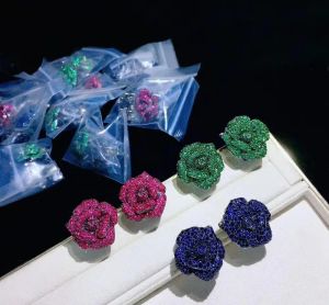 Stud Rose Flower Stud Earring Söt romantisk 23*24mm Blue Green Red Color Sterling Sier Cubic Zircon Fine Women Smycken