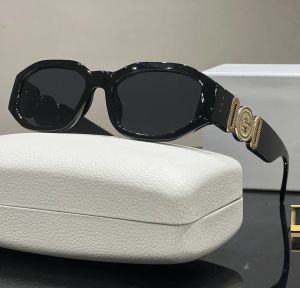 مصمم نظارات شمسية للنساء الرجال النظارات الشمسية أزياء في الهواء الطلق UV400 نظارة شمس السفر الكلاسيكية الرجعية النظارات للجنسين على بعد ظلال نمط متعددة
