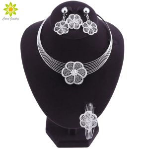 Sets Vintage Rhinestone Flower Pendant Necklace Earrings Bracelet Ring Set Silver Plated African Bridal Wedding Costume Jewelry Sets