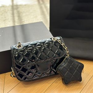 Nytt ankomst Märke Luxurys handväskor Kvinnor Handväska Sling Diamond Lattice Designer Bag Shiny Leather Crossbody Bags For Woman Cute Small Handbag Bright Star Purses