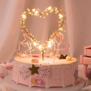 NUOVO 1PC a forma di cuore LED Pearl Cake Toppers Baby Happy Birthday Wedding Cupcakes Party Cake Decorating Tool Y200618238Z