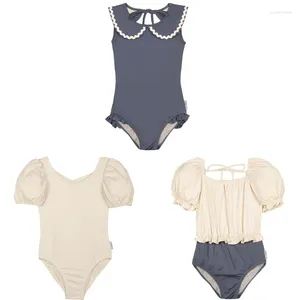 Zestawy odzieży Baby Girl Swimsuit 2024 Letnia marka chłopców One Piece Modna Modna Bodysuit Ubrania dla dzieci dziecięce dzieci Kąciki Kąciki