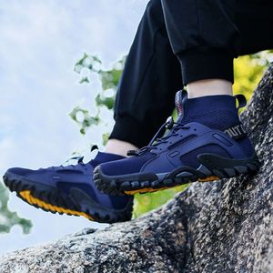 2024 andas High Top Outdoor Mountaineering Shoes Stora Mountain Mesh Sports Mountaineering Amfibious Creek Walking Shoes