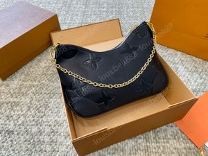 2024 NOVA bolsa de designer feminina bolsa de axilas masculina pode ser um ombro único portátil crossbody alça de ombro grande ajustável hardware delicado bolsa de corrente de metal