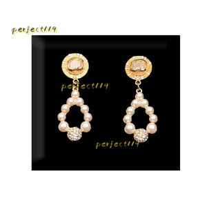 Stud 2024 18K Gold Designer Earrings Ear Stud Brand Designers Geometry Letters Designer Jewelry Fashion Women Pearl Earring Heart Wedding Party Jewerlry Classic