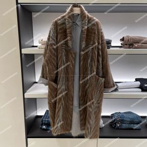 Tasarımcı Kadın Kürk Matar Brunello Ceket Sonbahar ve Bahar Hayvan Baskı Yün Uzun Kat