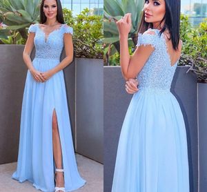 Sky Blue Bridesmaid Dresses New Sexy A Line V Neck Cap Sleeve Lace Appliques Chiffon Maid of Honor Gowns Plus Size Split Evening Prom Dress Wears