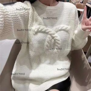 韓国ネットワークの秋の爆発胸CCデザインセーターの気質