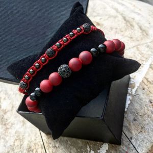 Bracciali ATTYIRENA 2 pz/set Perline Rosse Bracciale Maschile Micro CZ Perline Intrecciate Bracciale Femminile Macrame Cord Bracciale Da Uomo