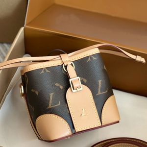 Högkvalitativ mm mini hinkväskor lyxiga plånbok pursar crossbody designer väska kvinna handväskor axelväskor designers kvinnor lyxiga underarmsäckar