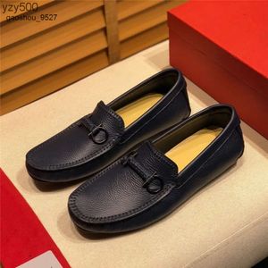 Erkek Feragamo New Arrival Formal Men Shoes Men Shoes designer Dress Ayakkabi Loafers Glitter Coiffeur Elegant Italian Shoes Buty Men Wedding 10E3 55VH