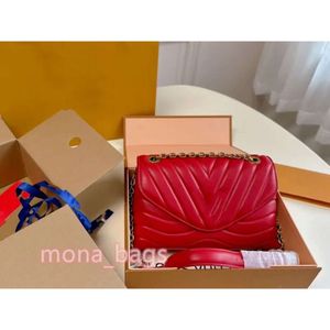 Designer axelkedja remmar handväska koppling korskropp handväska mode plånbok messenger import väska för kvinnor