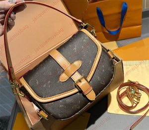 Designer saumur bb väska kvinnor handväska tote lyxys axel crossbody sadel väskor koppling plånbok högkvalitativ bokstav trycker messenger satchels dhgate sacoche