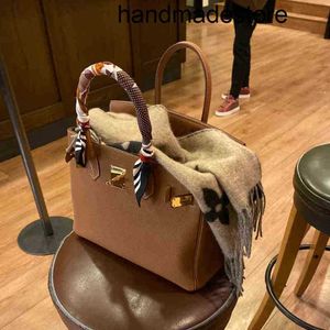 Handbag Designer Bag Bk 2024 Autumn and Winter Litchi Pattern Platinum Versatile Large Capacity Bride Wedding Leather Women's Portable Shoulder