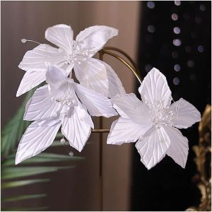 Gioielli Clip di petalo di fiore in raso bianco sul lato Capelli della sposa Spose di fiori Accessori per capelli da sposa