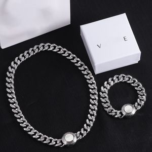 Mens Designer Cuban chain Bracelet for Women Pendant Necklaces Stainless Steel Luxury Jewelry Silver Necklace Bracelets Sets Head V Chain Bracelet Wedding Gift