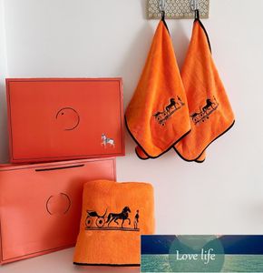 Kvalitet orange tredelad kostym av badhandduk Mikron broderi handduk kombination hand present set bröllop affärsfördelar