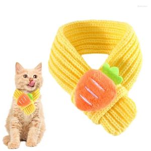 Cão vestuário cachecóis quente gato neckerchief bandanas dos desenhos animados malha babador bonito feriado cachecol colar para animais de estimação gatos cães vestir-se