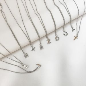 Halsketten Wtltc 925 Sterling Sliver kleiner kleiner Buchstaben Anhänger Chokers Halsketten Statement Initiale Choker Mini Dünne Ketten Halsketten Geschenke