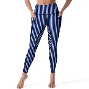 Active Pants Vintage randiga leggings fickor blå och vit grafisk yoga hög midje gymnalggelegant elastiska sportstrumpbyxor