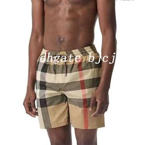 Homens Shorts Designer Verão Mulheres Homens Shorts Listrados são Elegantes Nadar Curto Casual Esportes Ginásio Secagem Rápida Homem Calças de Praia Preto e Branco 851220613