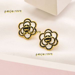 Ohrstecker Ohrstecker Ohrstecker Geschenke Charme vergoldet schwarze Blumenohrringe für Frauen Designer 2023 Hochzeit Liebe Edelstahlschmuck Großhandel 2024 Designer-Ohrringe Schmuck