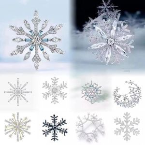 Classical Snowflake series brooch designer silvery gold color pins women fashion brooches large crystal female clothes suit brooch for hats gift Jewelry gift