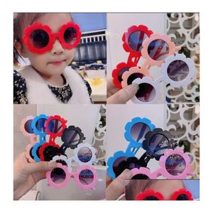 Solglasögon Fast Ship Sun Flower Round Sweet Kids UV400 för Boy Girls Toddler Lovely Baby Glasses Barn Partihandel Drop Delivery Fas DHCFD