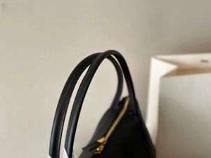 Luxo Underarm Bag Designer Bag 5A Top Qualidade Bolsa Mulher Bolsas De Ombro Grande Capacidade De Couro Saco De Compras De Pele De Carneiro Interior Versátil Tote HDMBAGS2024