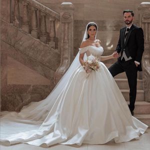 Stunning Sequined Ball Gown Wedding Dresses Pleated Off The Shoulder Bridal Gown Sweep Train Satin Vestido de Novia for Bride