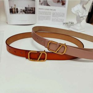 valentinolies Cintura da donna sottile da uomo Cintura Ceinture Luxe Cinture da uomo per donna Designer classico tinta unita S Wo 9086