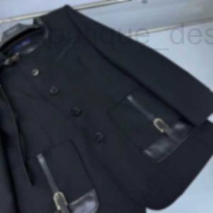 Kadınlar Suits Blazers Designer İnce Taklit Yün Malzeme Düz H Versiyon Kesim Kare Yaka Deri yaka