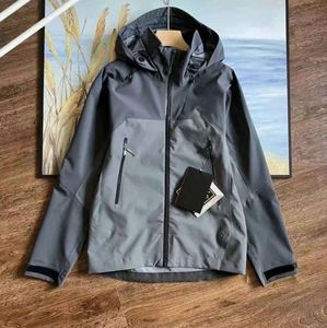 2024 MENS BONE BUND JACKE Arcterys Brand Beta Lt Windproof and Breattable Single Layer Hard Shell Ancestor Jacket Arc Arcterxy Hooded Coat 1135ess