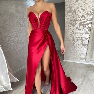 Elegant sjöjungfru Satin Evening Night Dress for Women 2024 Dark Red Sweetheart Side Slit Plus Size Long Formal PREMPARTY GOWNS ROBE DE SOIREEE