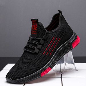 Shoes for men fly woven mesh fabric thin black work resistant dirty middle-aged and elderly driving and walking single shoes