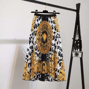 امرأة مصممة فاخرة Versache Vesace Classic Womens Bohemia Dress Female Retro Skirt Ladys Fashion مرنة الخصر الخصر 60-90 سم